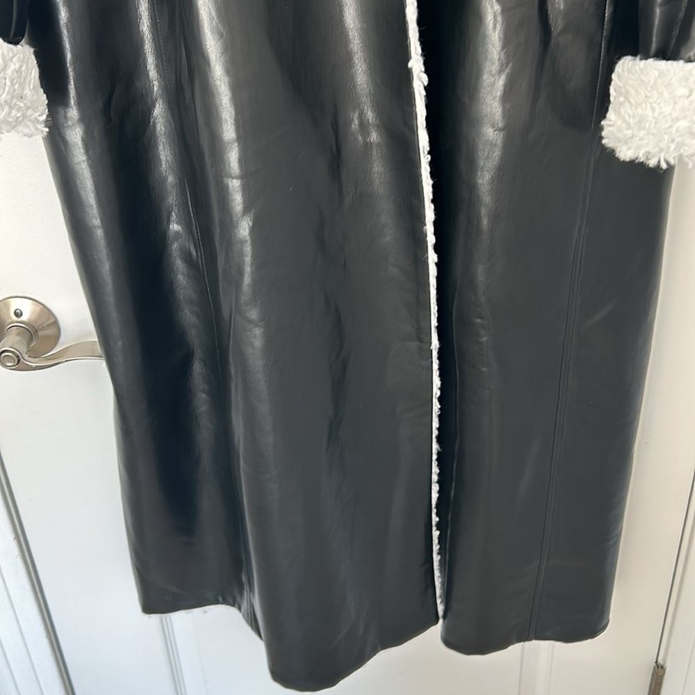 New Alice and Olivia reversible Shan coat - Picture 7 of 12